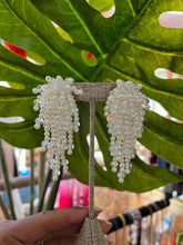 Load image into Gallery viewer, Pearl Cascading Earrings