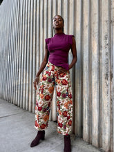 Load image into Gallery viewer, Floral Tapestry Cargo Jogger Pants
