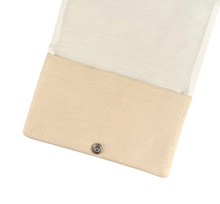 Load image into Gallery viewer, Queen of Hearts beaded clutch bag with handmade detail and detachable chain strap. A bold statement purse for parties, gifts, and standout outfits.
