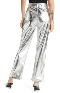 Get ready to shine in our Silver Metallic Pants. These high waisted vegan leather trousers have a straight leg fit, 4 pockets and an amazing iridescent metallic color. These pants are so versatile. They look great teamed with a fitted top and heels for a night out. Or dress them down with a button down shirt, T-shirt or knit sweater. 